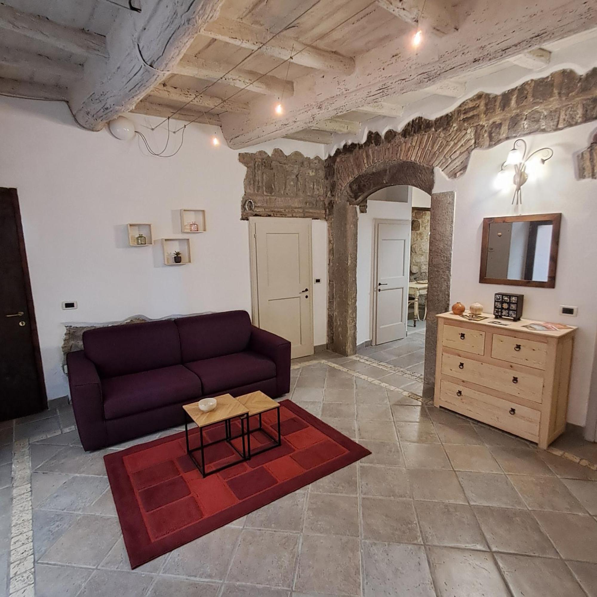 Pettinara 21 Apartman Viterbo Kültér fotó